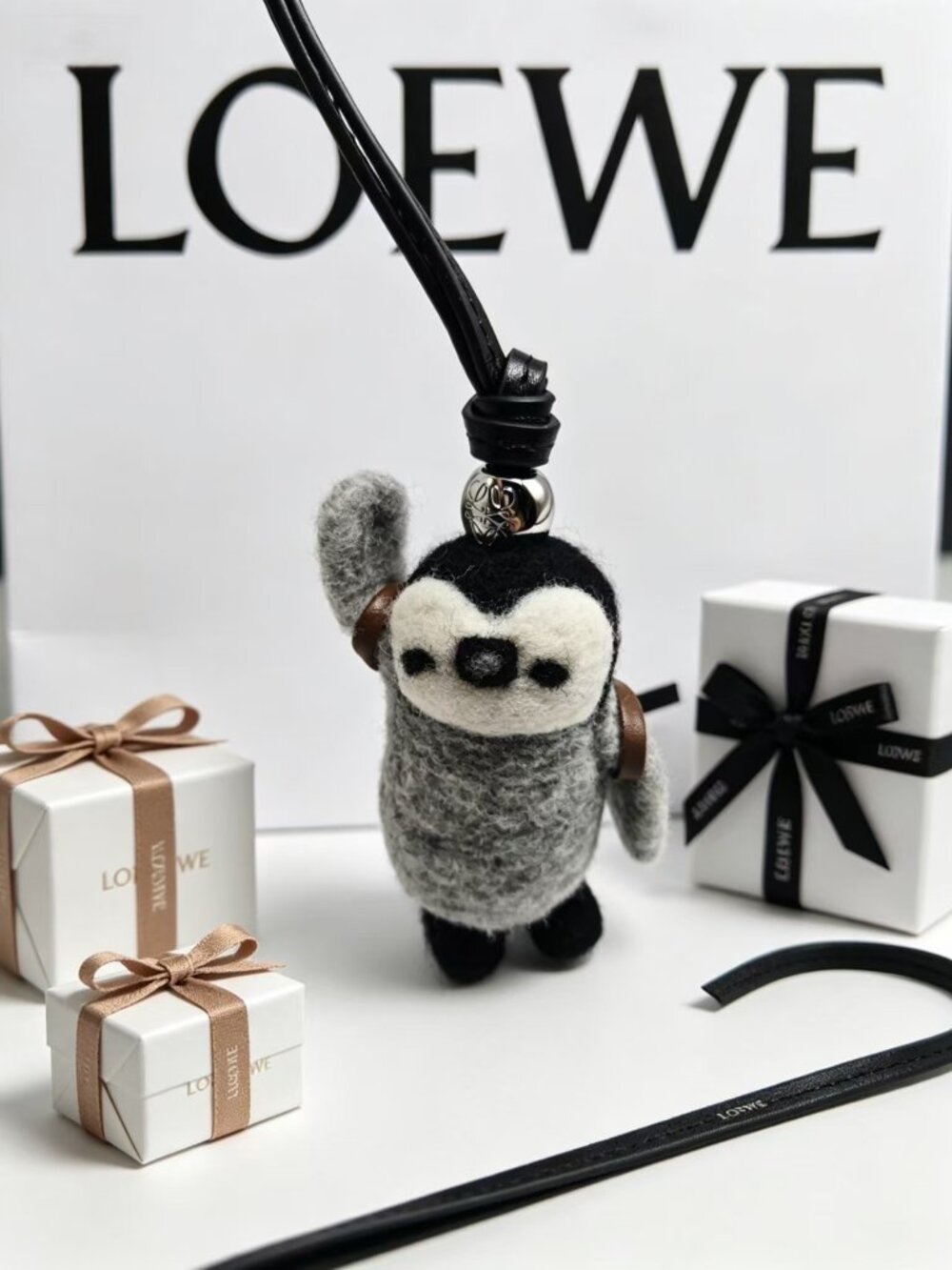 🐧Loewe Cute Penguin Bag Charm Pendant with Adjustable Strap